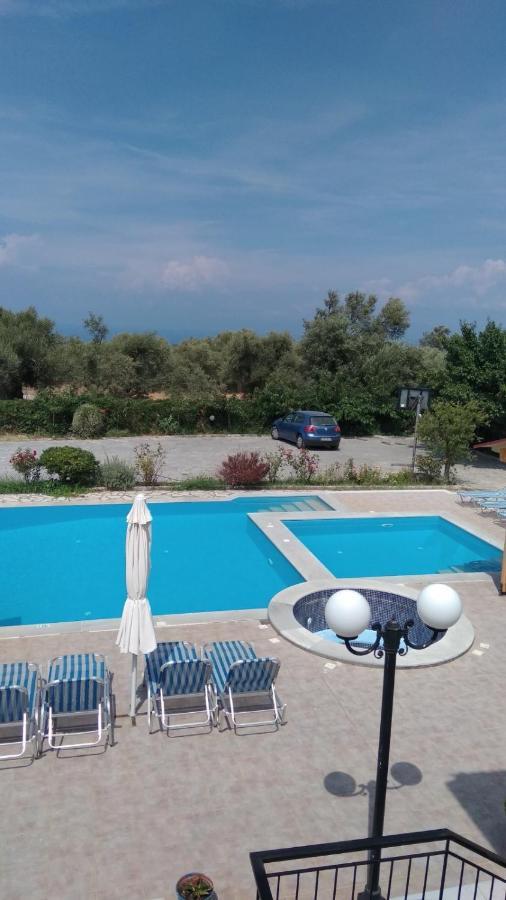Tsoukaládhes Amarandos Studios With Swimming Pool By Imagine Lefkada מראה חיצוני תמונה
